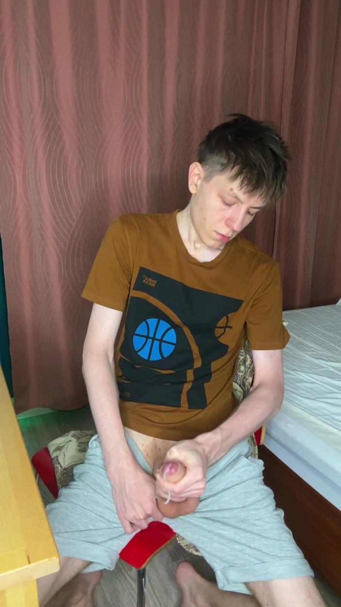 Morflot24: Я дрочу після виконання домашнього завдання