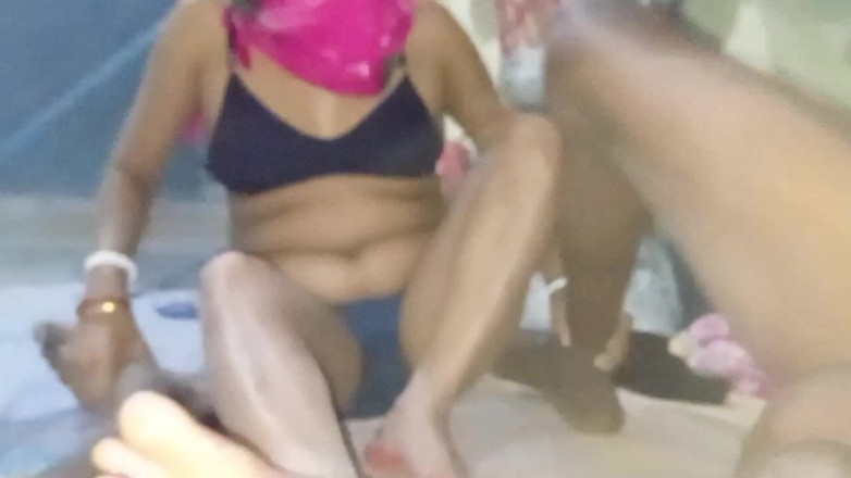 Bengaliauntykichut: Indain Desi Bhabhis Black Pussy Fucking by This Boy
