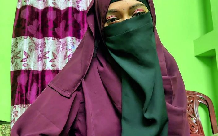 Riya Chowdhury: Ateşli ve seksi yengemle mutlu an