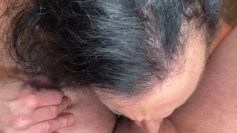 Kandylegsxxx: Kandy levanta, lleva y sopla padrastro de 200 libras