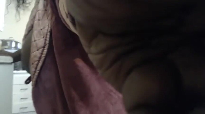 Legendary Booty Overdose: Cewek semok kulit hitam ini lagi ngidam dientot habis-habisan sama...