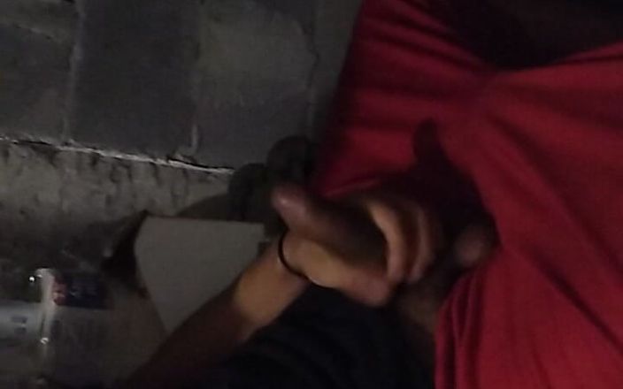 AlexAlejandro13: Geniet van mijn pik