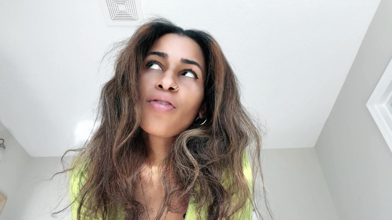 Mya Mula Goddess: sputa