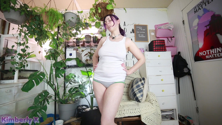 Kimberly X: Fute-mă în chiloți umezi