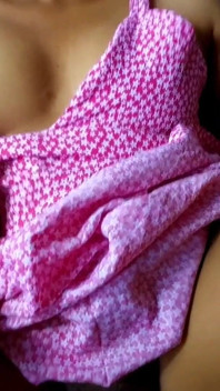 Oväntat sex - tonårs blyg tjej förförd av sin styvbror - Sri Lanka par
