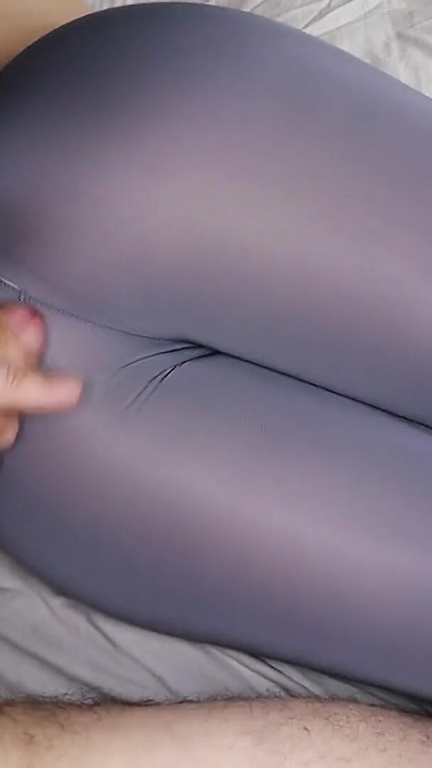 XSanyAny: Space Leggings on a Crazy Beautiful Ass! Give Me Cum...