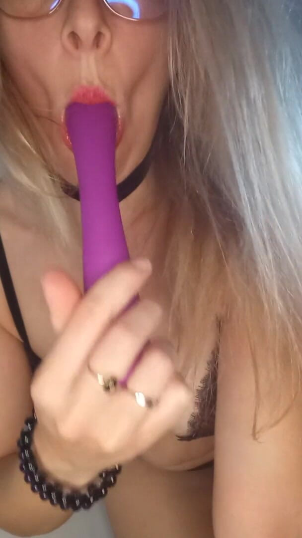 Aurore2121: Adoro succhiare