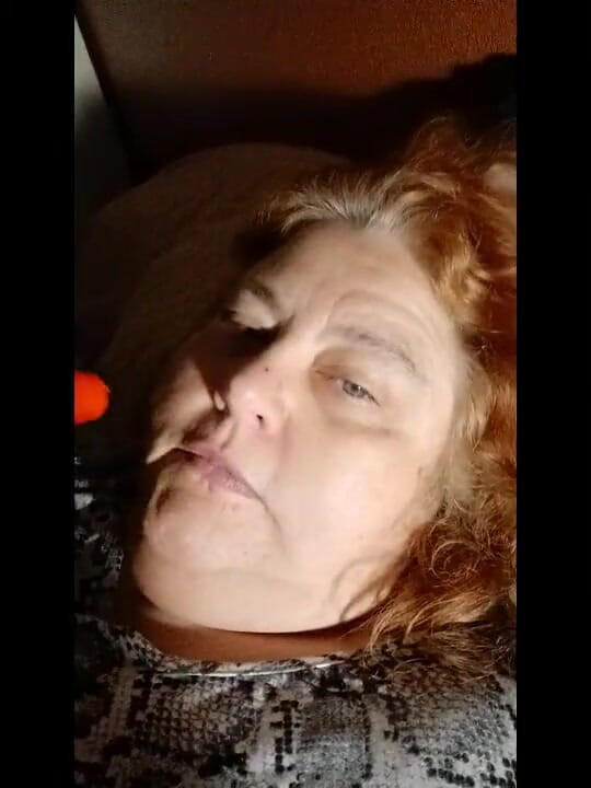 BBW nurse Vicki adventures with friends: I love Ice cream, bananas and popsicles Yum
