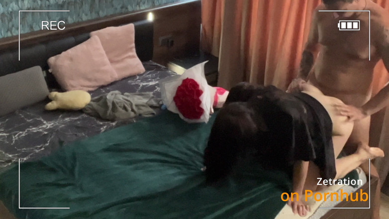 Zetration: Дівчина з коханцем - шокована реакція хлопця