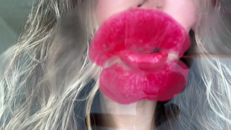 Rarible Diamond: कामुक Red Kiss