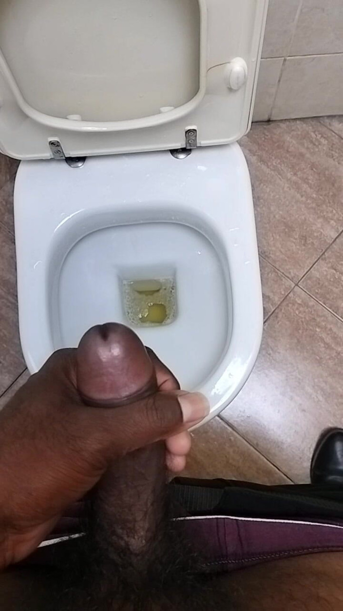 Blackcock83: Писсинг и мастурбация