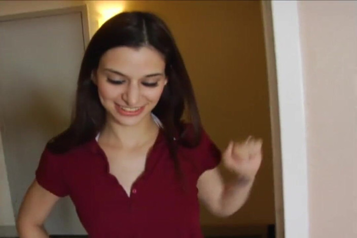 Young Sinner: Dívá se na tebe, zatímco kouří velkého tvrdého ptáka!