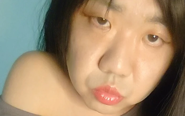 Ureniku Benten: Masturbation on a Rainy Day