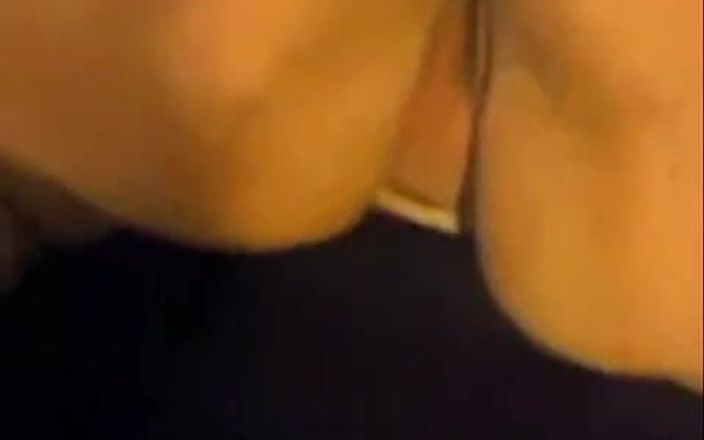 Kimmywetwet: Une ceinture charnue ce gros cul toxique dans le donjon...
