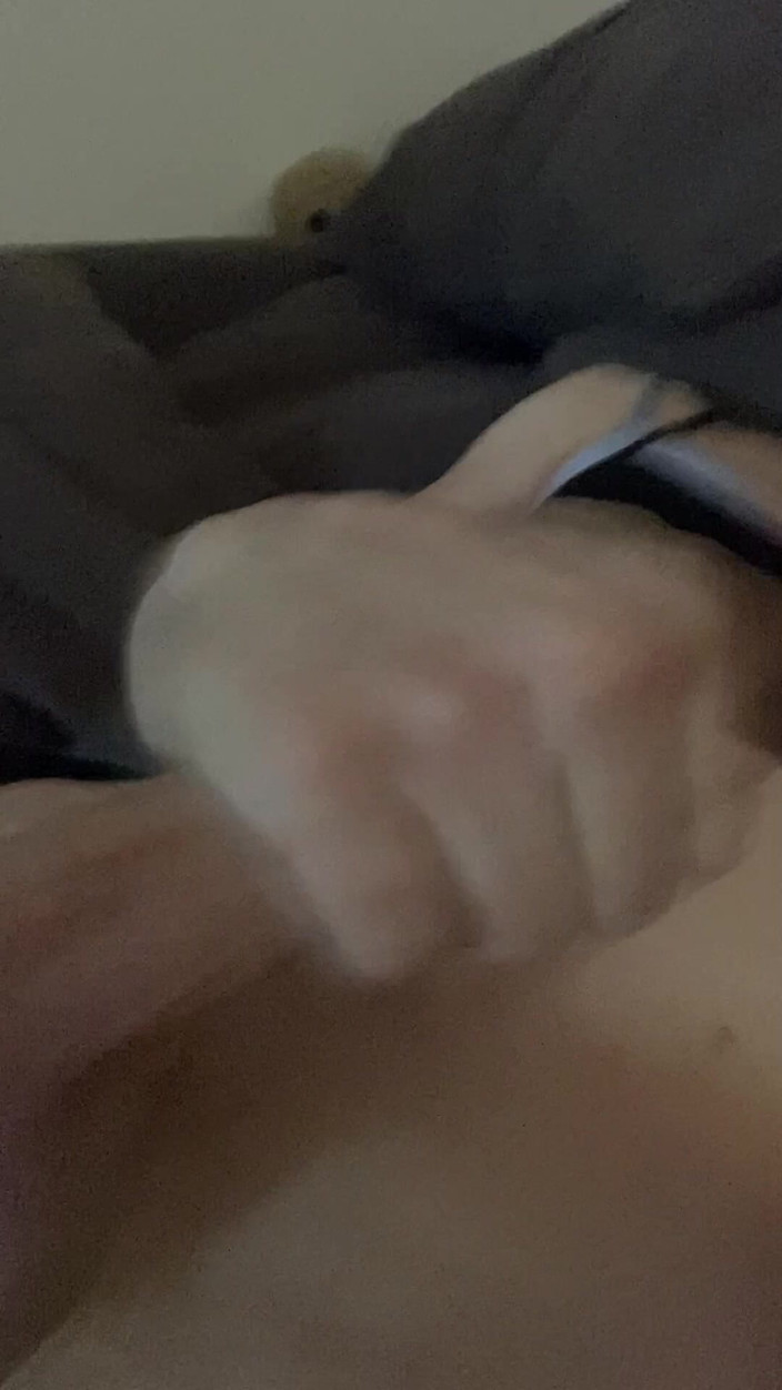 Leatransteen: LeaTransteen дрочит