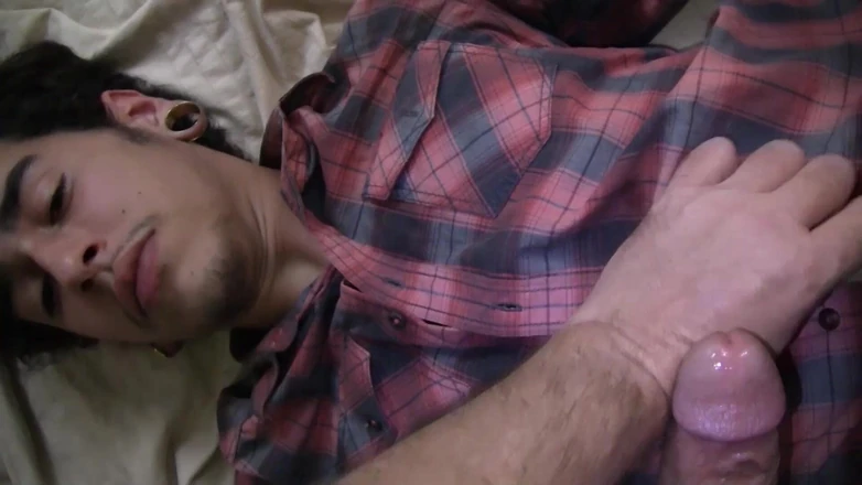 Boys half-way house: Onu tam bir kaltak haline dönüştürüyor