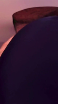 Latino Heat la gaura din zid - gloryhole - încărcătura lui este uriașă