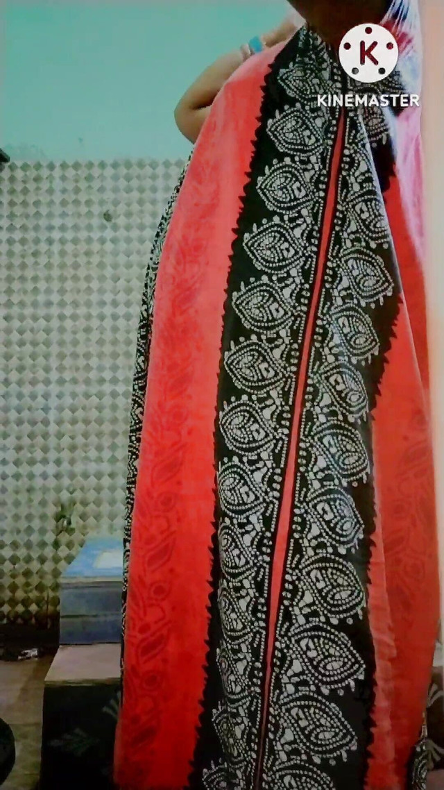 I Saw Payal Bhabhi Naked in the Bathroom (Sexy payal)