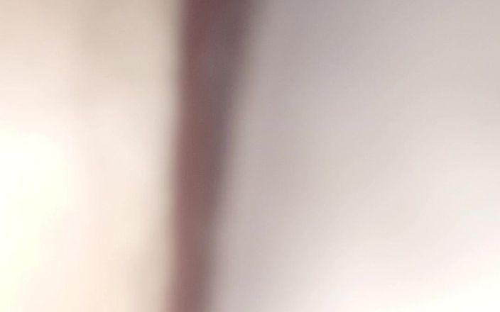 Blanquitoponedor: À quel point il me baise en levrette, je suis...