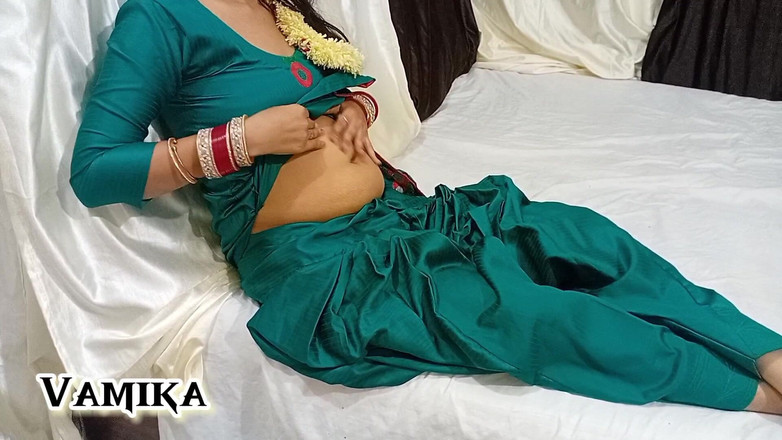 Vamika: Al tamil Bhabhi piace scopare a pecorina