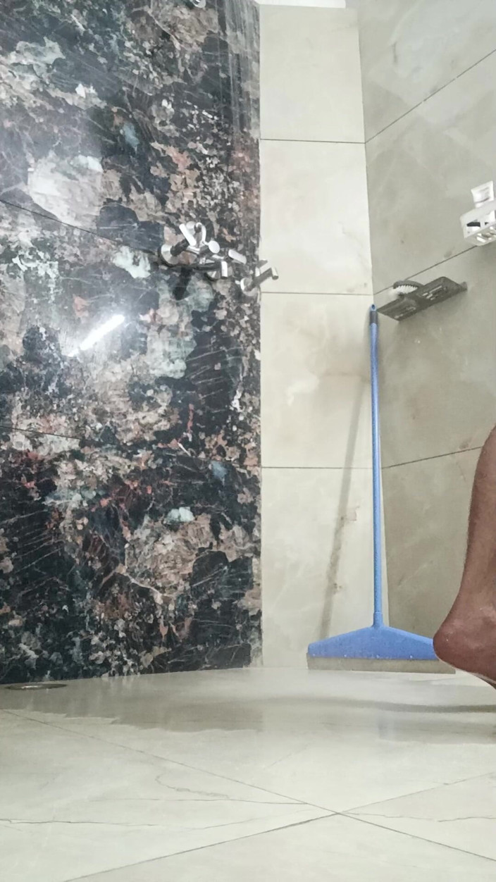 Rajasthani-old-lover: Indian Desi Man Enjoy Shower Show
