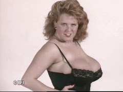 Sexy BBW: Cinta ekstrem untuk DVD BBW