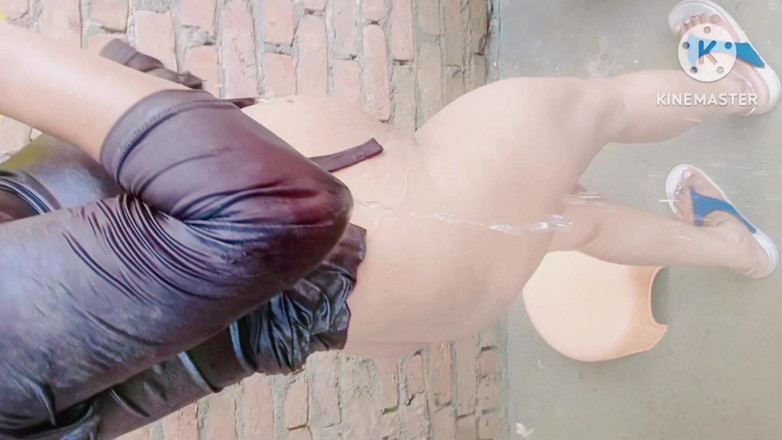 Ankurpriya000: Văzând cumnata luând o baie, socrul cumnata Gand Baia bhabhi