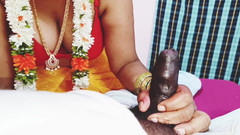 Telugu honey lips: Bölüm- 1, üvey oğul üvey annesini sikiyor, Telugu edepsiz konuşmalar.