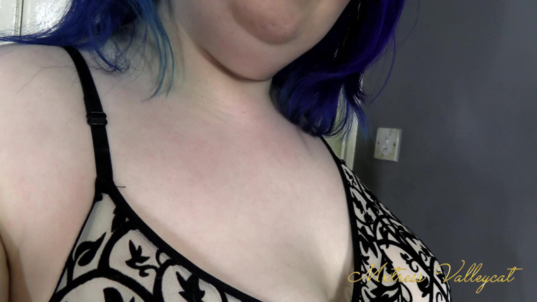 Mxtress Valleycat: Picked Up By Mxtress