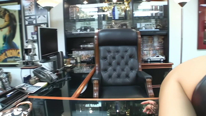 Lexinghton - Full HD: レキシントン・スティールの女性たちが体験談を語ります!!- (物語 #02)