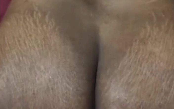 Tamil lesbian: चूत फिंगरिंग हॉट कराह रही है