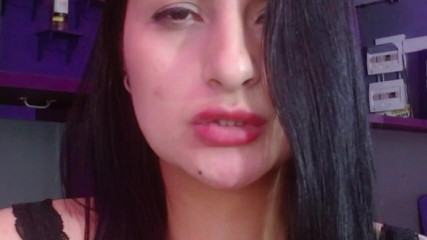 Tamara Russo: Red lips