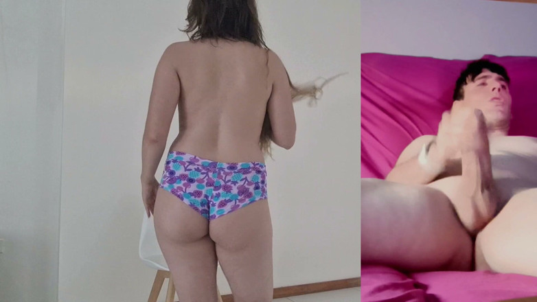 Latinascachondas: Arkadaşımın kız arkadaşı bana amını gösteriyor.