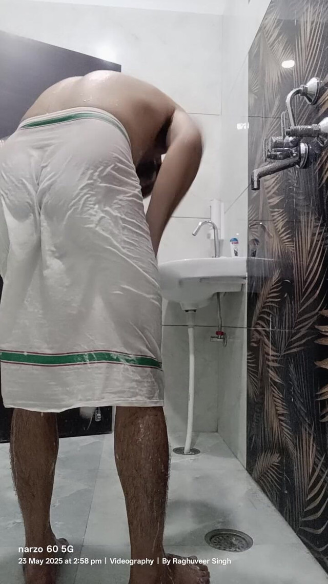 Hot Ballon Cum Shot (Indian Desi Man) Hot Ballon Cum Shot (Indian Desi Man)