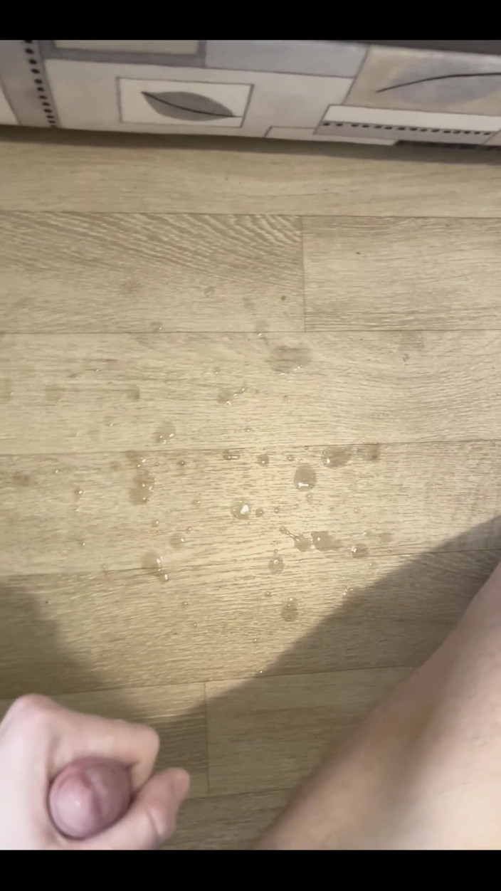 Johnny69227: Gick på knä och ryckte av som en chef