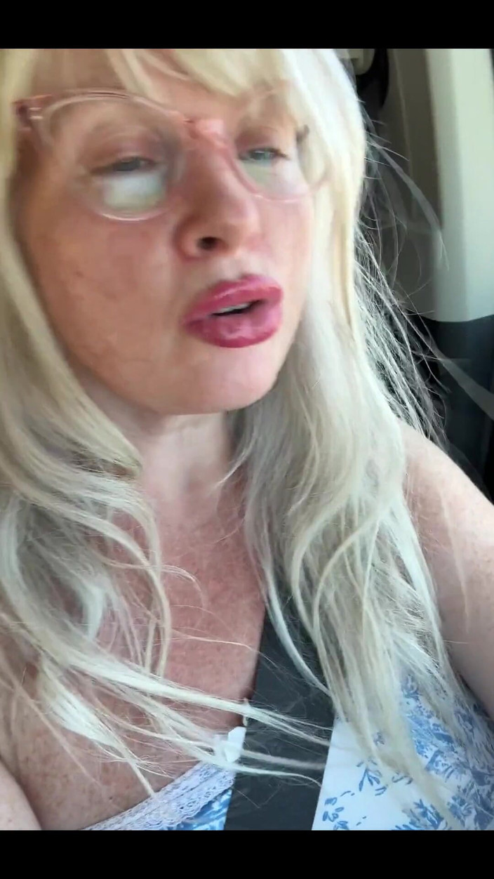 PaintedRose: Adakah kita? Tarik ke atas dan dapatkannya di tempat duduk...