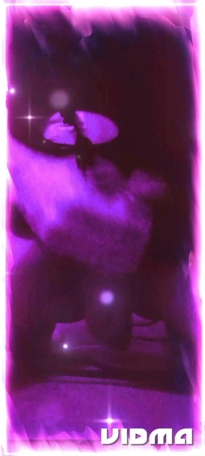 Laratransexualbarcel: 巴西人妖手淫