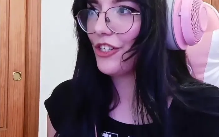 Softbrattypuppy: Egirl Gamergirl z tebe udělá paroháče