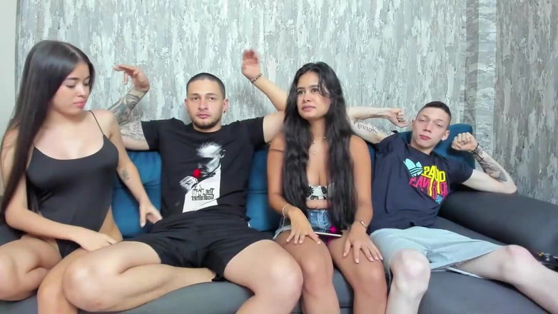 Teen amateur Latinas: Fete care după ore