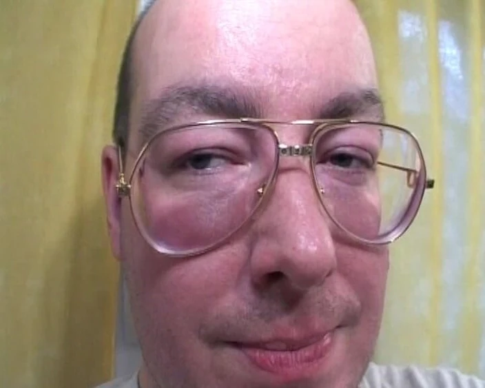 Busty German Sluts: जर्मनी की सुनहरे बालों वाली का लंड चूसना और खिलौने के साथ खेलना