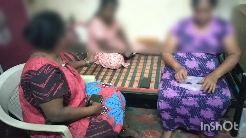 Tamil lesbian: Drei tante heiße diskussion