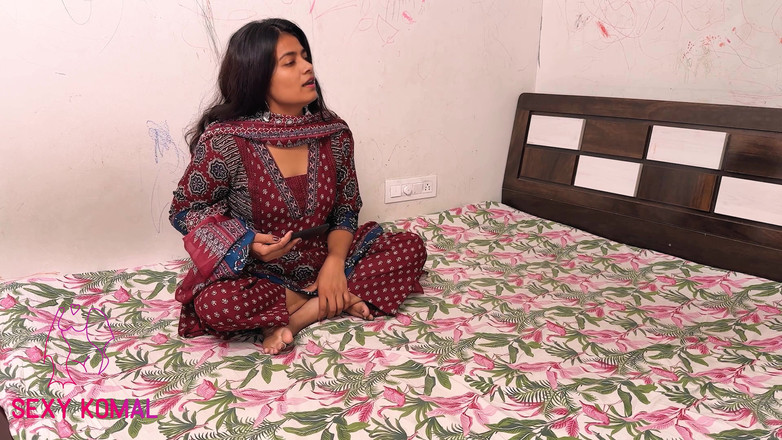 Sexy Komal: Komal ha detto che molte persone dicevano mostra la tua...