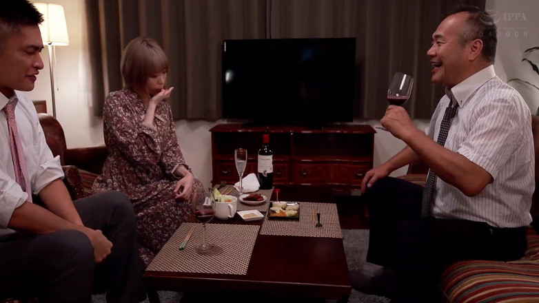 Eagle-Special: Босс моего мужа - мое домашнее животное. - Жена с большими сиськами, которая берет контроль над своими спермо-железами