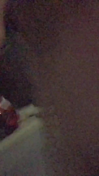 Om middernacht rondlopen bij de buren met een naakte erectie, soms sperma morsen 210511