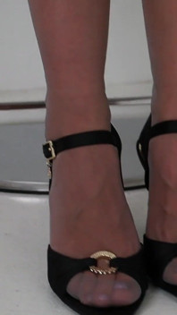 Lola’s Nylon Tease in Heels