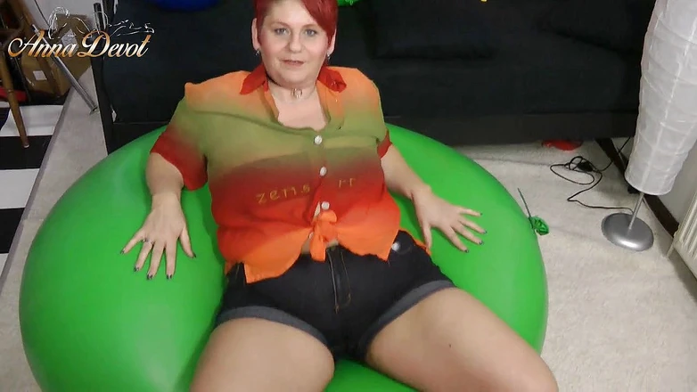 Anna Devot: Annadevot - mega balónek
