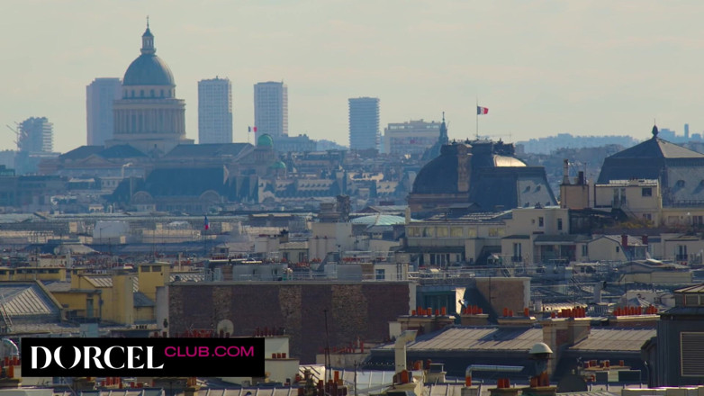 Dorcel Club: O femeie pentru Clara