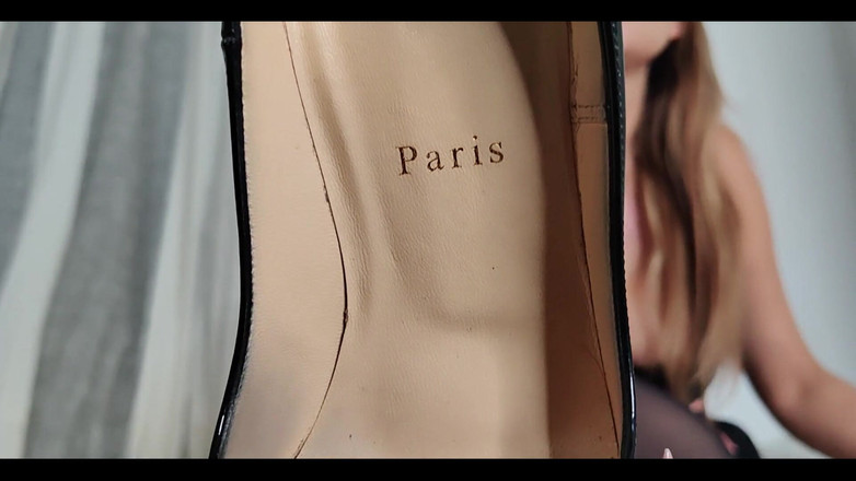 Goddess Lena: Instructions de branlette avec des pieds en nylon