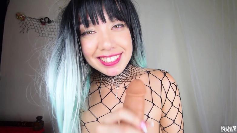 Little Puck: Şehvet delisi - sakso seks tanrıçası