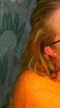 Je ne m’attends pas à beaucoup de sperme - pipe en POV et facial